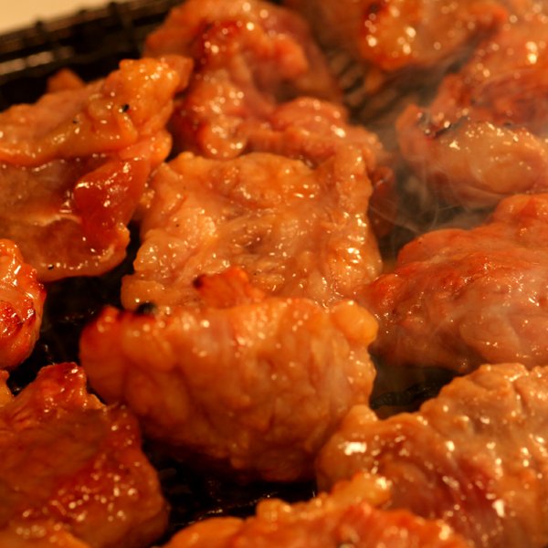 画像4: うまみジュワッ！秘伝のタレで味つき★牛霜降中落ちカルビどっさり500ｇ（味付け） (4)